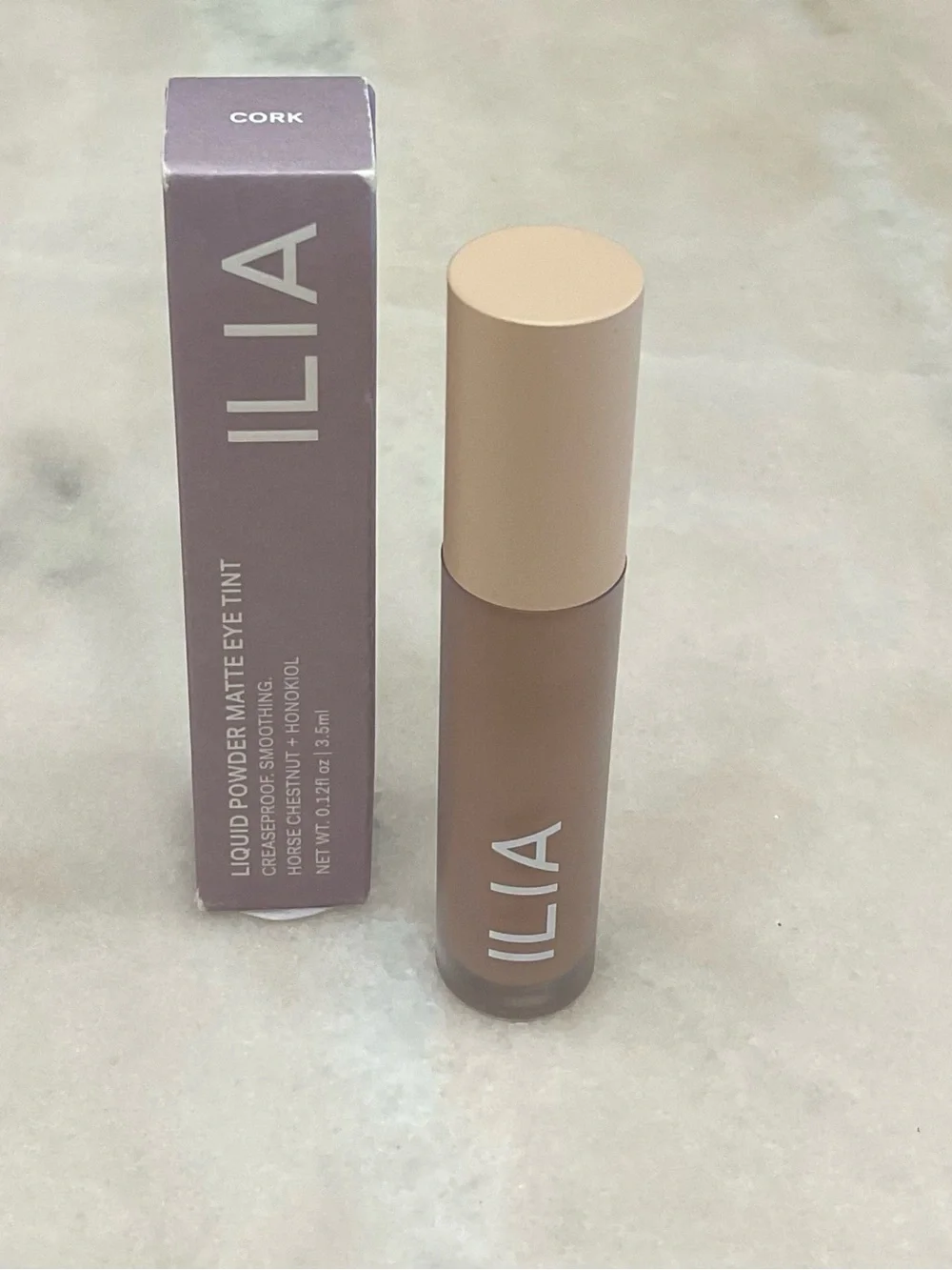 ILIA Cream-to-Powder Eyeshadow - Cork (Taupe)